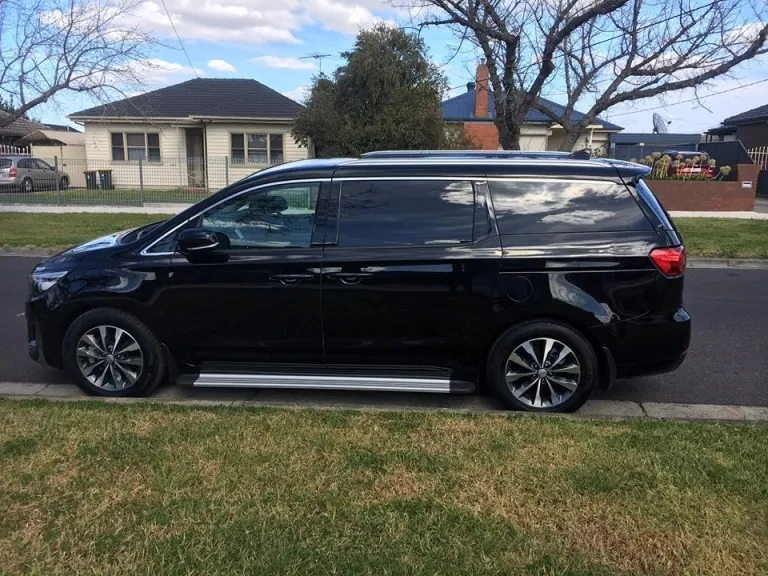 Chauffeur Cars in Melbourne
